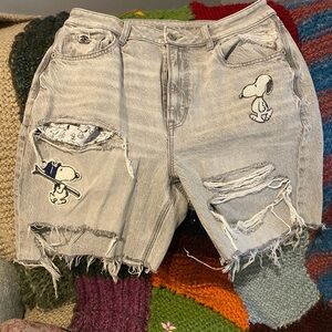 American Eagle Snoopy Distressed Cut Off Jean Shorts